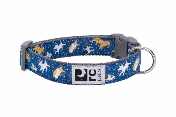 RC Pets Clip Collar for Dogs in Strawberries Pattern For Sale - Image 4