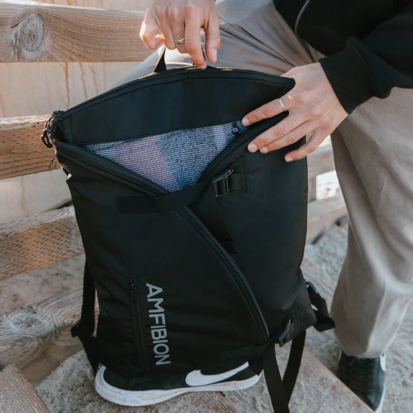 AMFIBION SHORELINE CHANGING BACKPACK - BLACK on Sale - Image 3