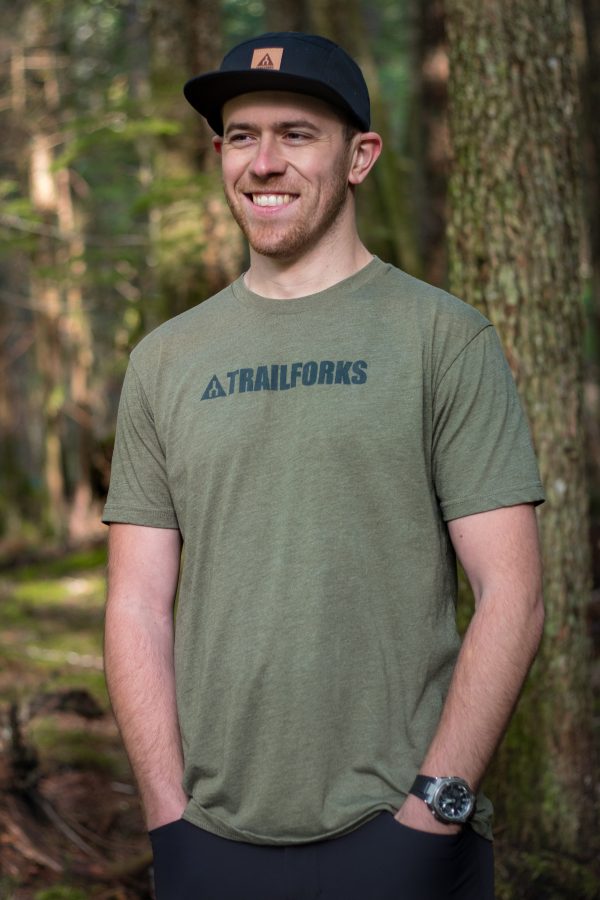 Trailforks Corporate Black Logo T-Shirt - Military Green Fashion - Image 2